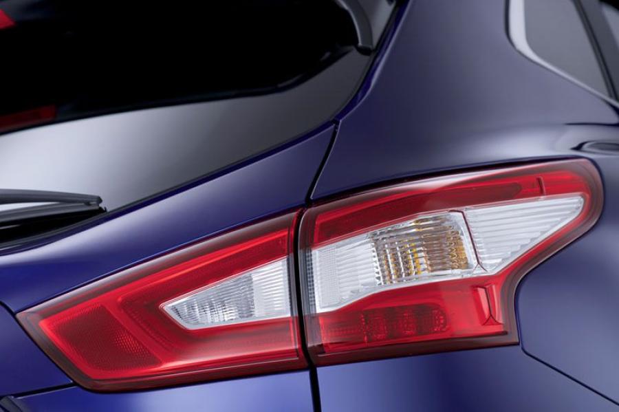  Nissan Qashqai 2014 года  (фото 10 из 64)